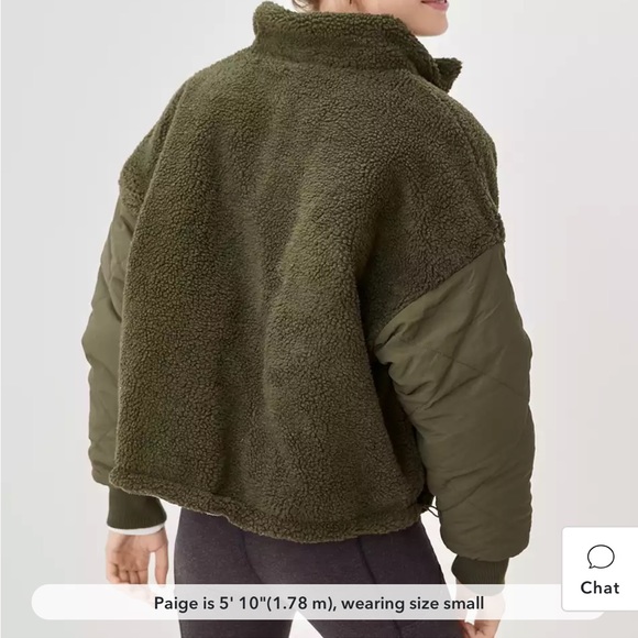 American Eagle Reversible Chill Puffer size small, color olive - Picture 2 of 8